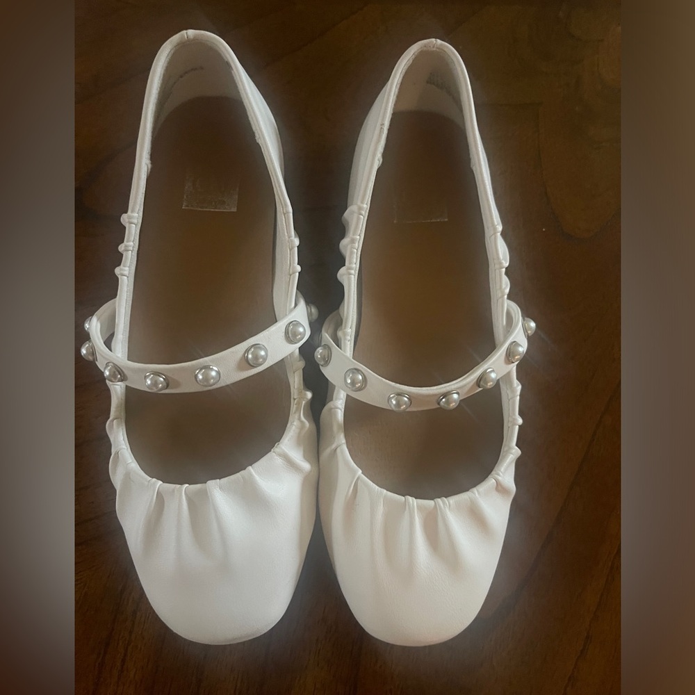Girls Size 2. DV by dolce vita. Worn once for indoor school concert.